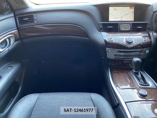 Nissan FUGA 2009-11 224327-13