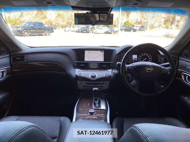 Nissan FUGA 2009-11 224327-12