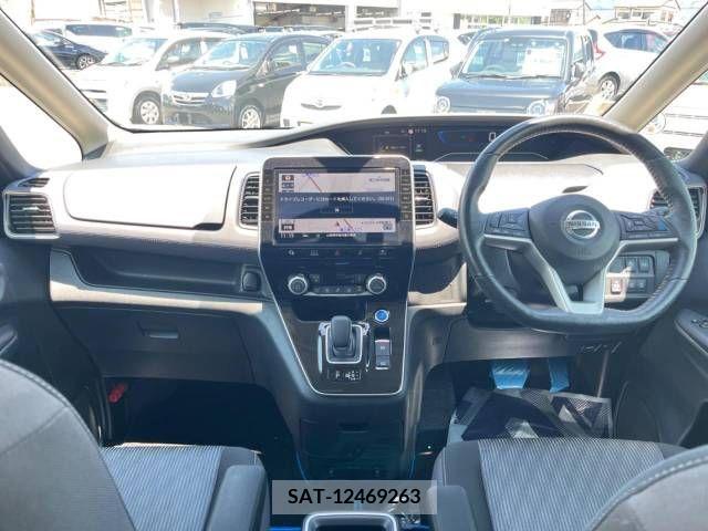 Nissan SERENA 2019-10 325060-1