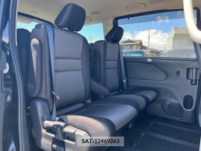 Nissan SERENA 2019-10 325060-9