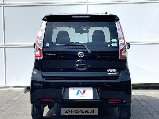 Nissan DAYZ 2018-01 266689-13