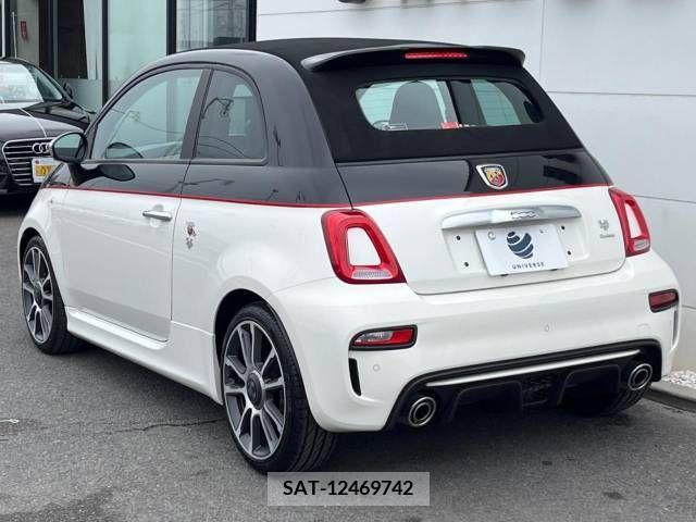 Abarth 595 2022-09 271417-17