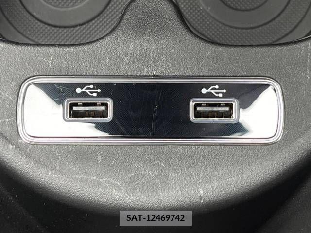 Abarth 595 2022-09 271417-6