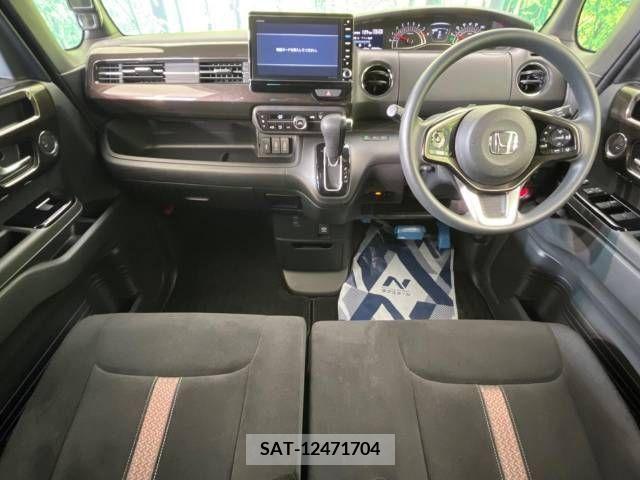 Honda N BOX CUSTOM 2019-05 278948-1