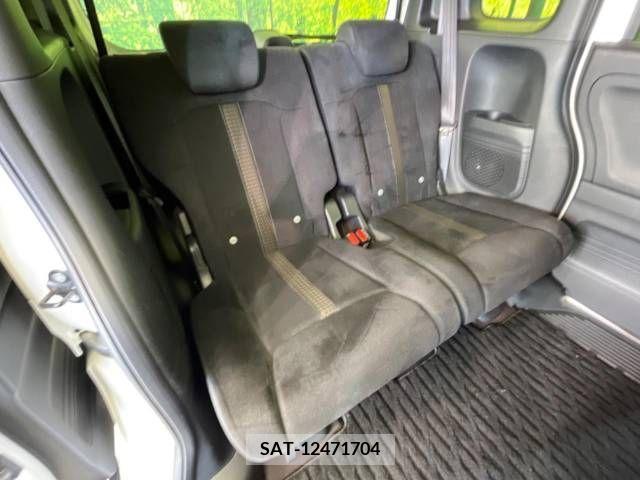 Honda N BOX CUSTOM 2019-05 278948-9