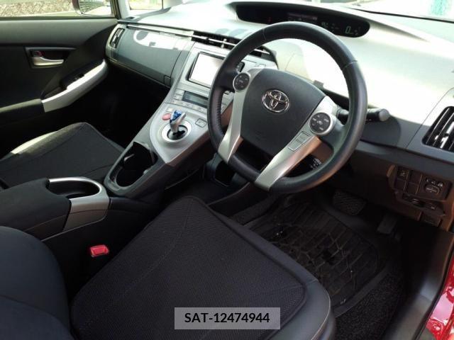 Toyota PRIUS 2012-02 351889-2