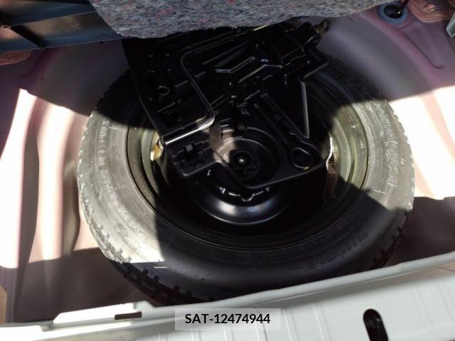 Toyota PRIUS 2012-02 351889-29