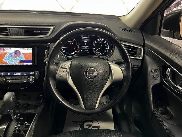 Nissan X-TRAIL 2015-11 22892-2