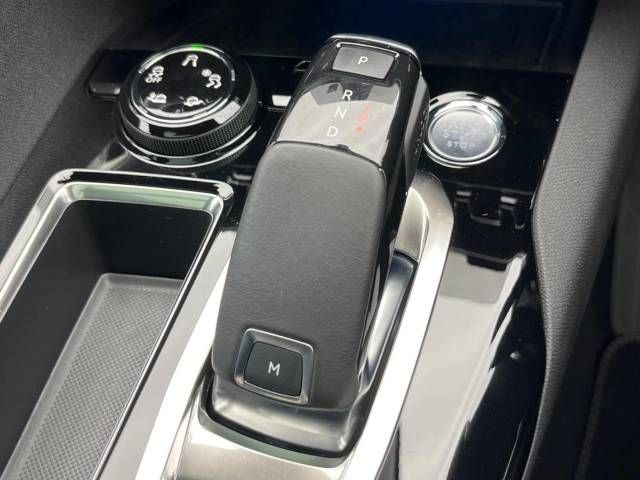 Peugeot 5008 2020-03 14683-11