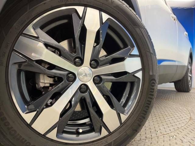 Peugeot 5008 2020-03 14683-14