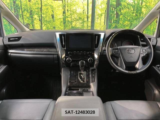 Toyota ALPHARD 2022-05 333435-1