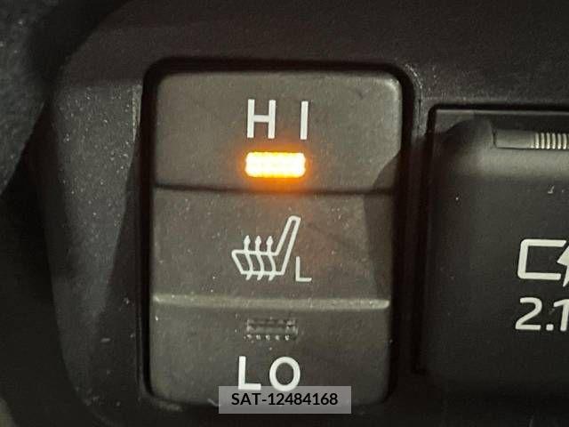 Toyota SIENTA 2018-12 298330-6