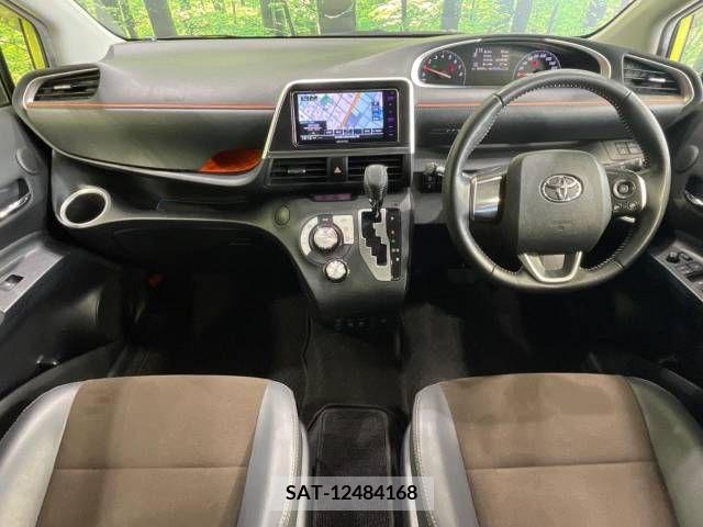 Toyota SIENTA 2018-12 298330-1