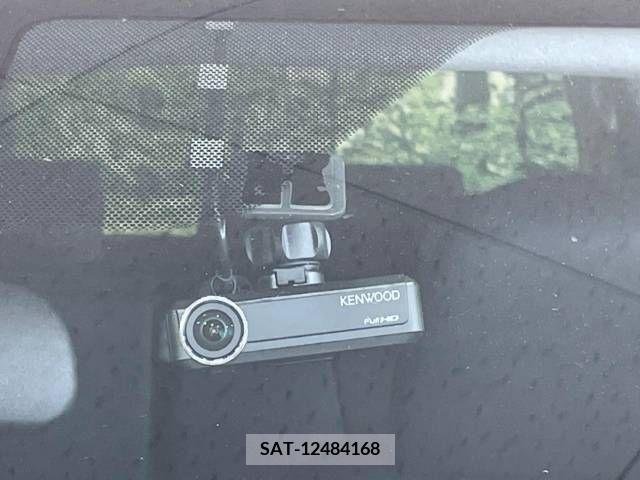 Toyota SIENTA 2018-12 298330-7