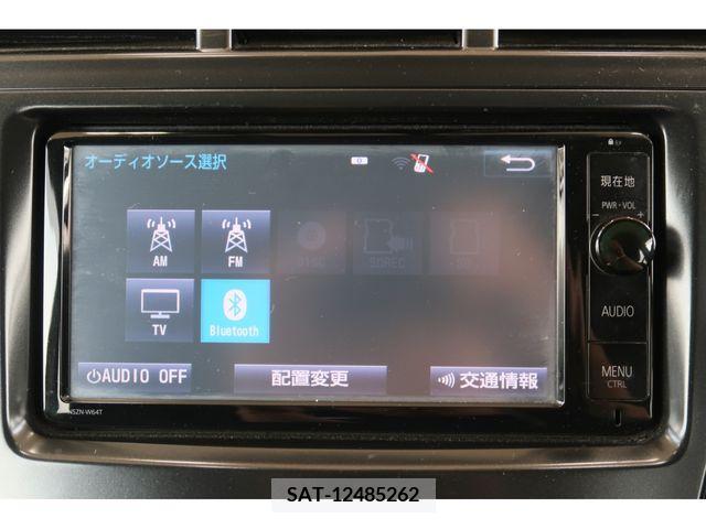Toyota PRIUS ALPHA 2014-09 282506-8