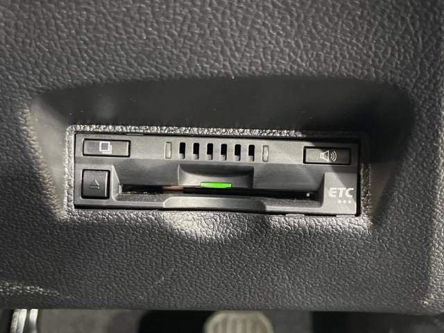 Toyota PRIUS 2019-07 194476-6