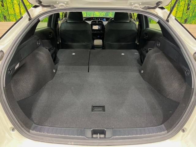 Toyota PRIUS 2019-07 194476-10
