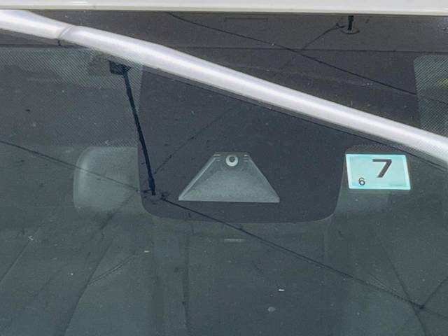 Toyota PRIUS 2019-07 194476-2