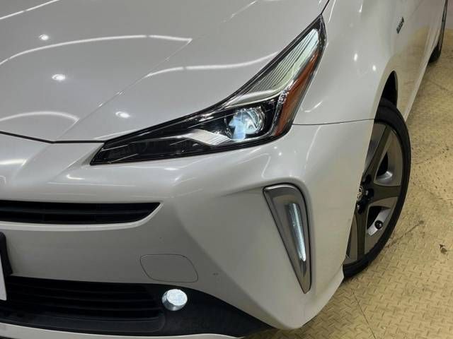 Toyota PRIUS 2019-07 194476-12