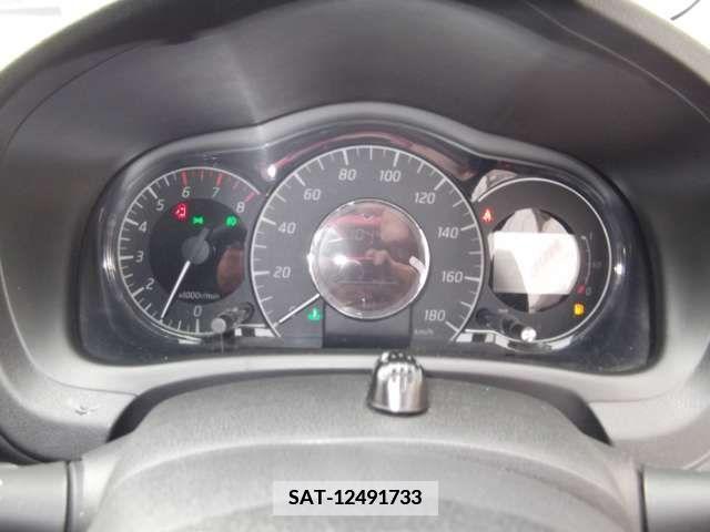 Nissan NOTE 2013-07 372285-9