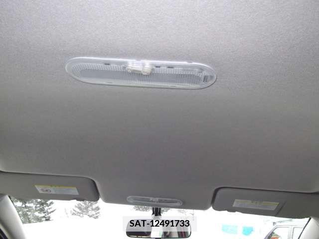 Nissan NOTE 2013-07 372285-16