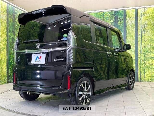 Honda N BOX 2019-05 278428-17