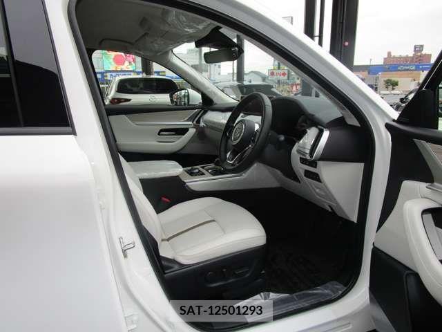 Mazda CX-60 2022-09 374784-8