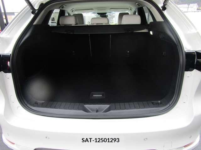 Mazda CX-60 2022-09 374784-16