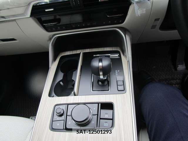 Mazda CX-60 2022-09 374784-12