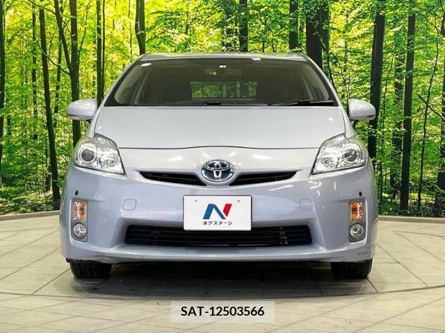 Toyota PRIUS 2010-02 322081-15