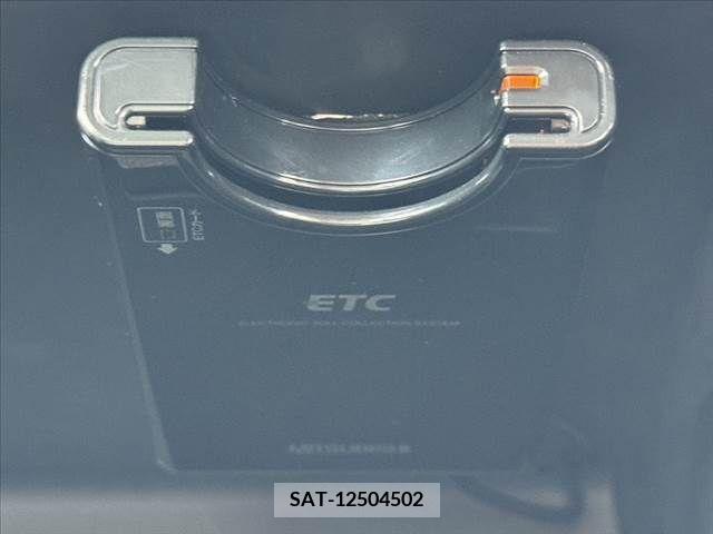 Nissan MARCH 2012-03 363181-7