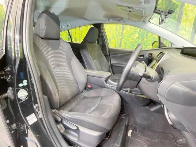 Toyota PRIUS 2016-09 181073-8