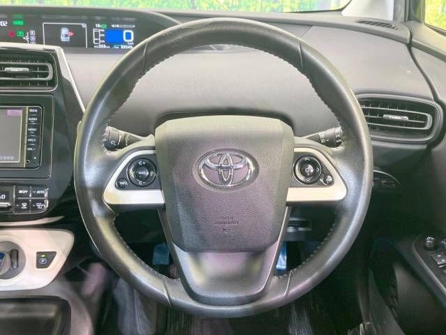 Toyota PRIUS 2016-09 181073-11