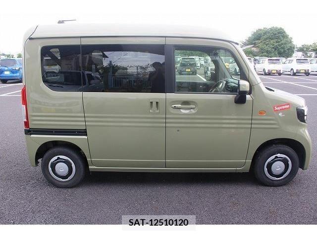 Honda N-VAN 2022-06 307972-6