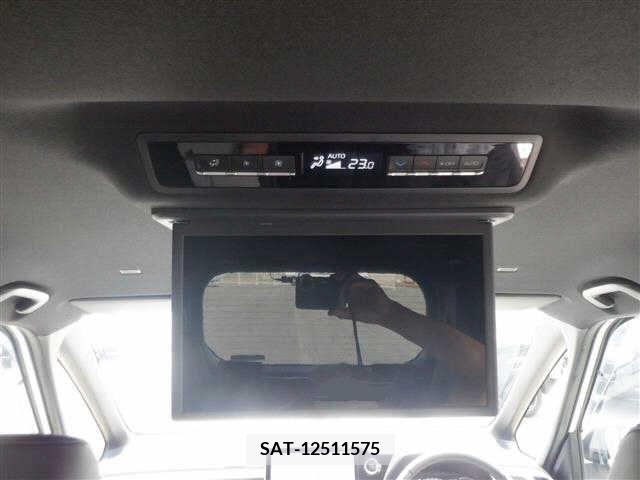 Toyota VOXY 2022-03 350970-8