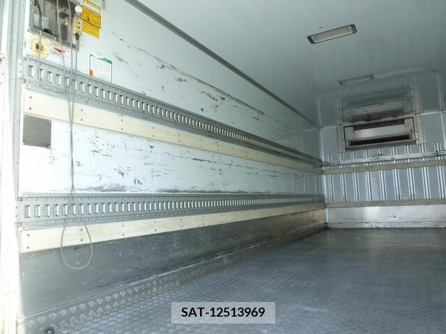 Isuzu FORWARD 2014-04 381577-14