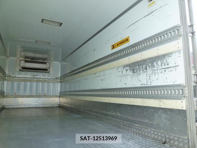 Isuzu FORWARD 2014-04 381577-13