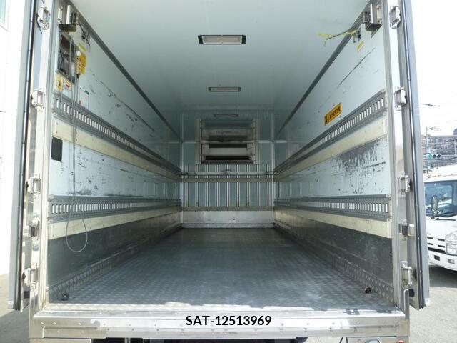 Isuzu FORWARD 2014-04 381577-11