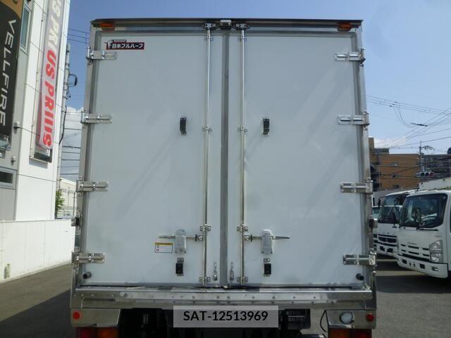 Isuzu FORWARD 2014-04 381577-8
