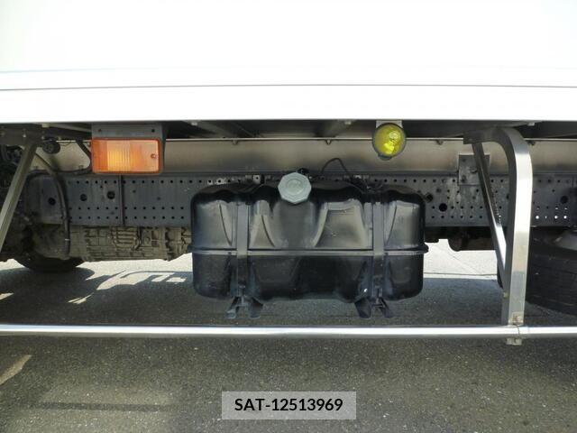 Isuzu FORWARD 2014-04 381577-24