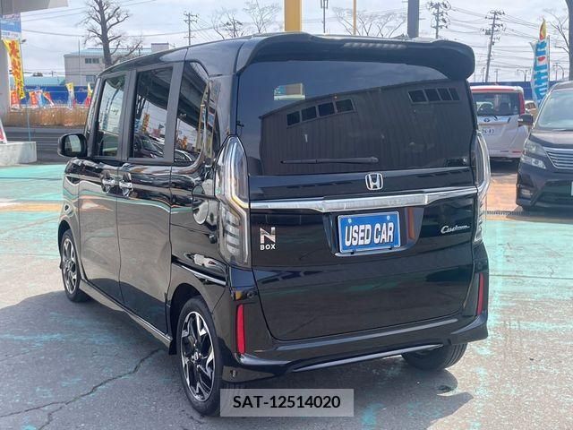 Honda N BOX CUSTOM 2020-02 329897-7