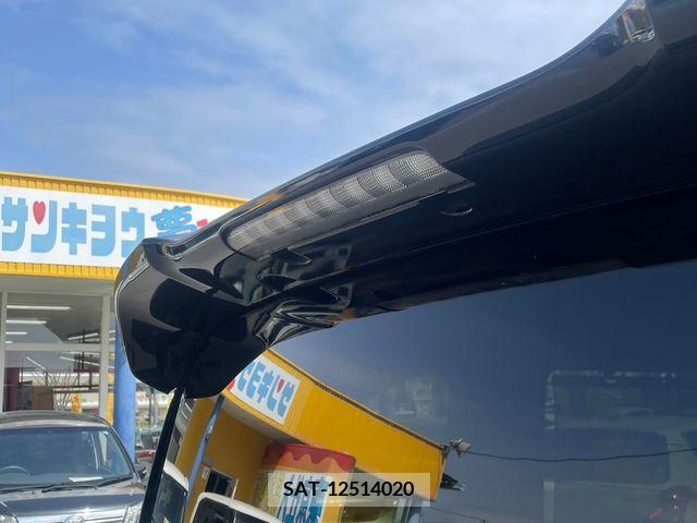 Honda N BOX CUSTOM 2020-02 329897-9