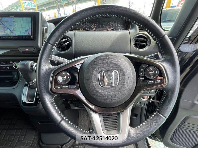 Honda N BOX CUSTOM 2020-02 329897-28