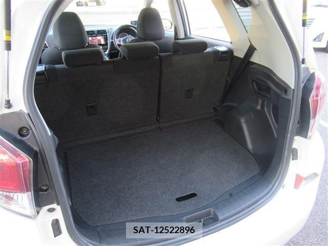 Toyota RACTIS 2016-08 328831-12