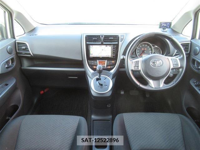 Toyota RACTIS 2016-08 328831-4