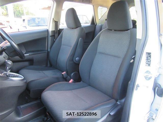 Toyota RACTIS 2016-08 328831-14