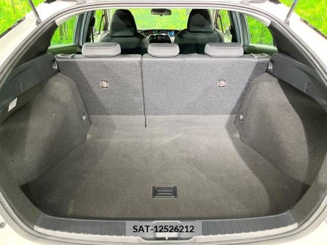 Toyota PRIUS 2020-04 282113-10