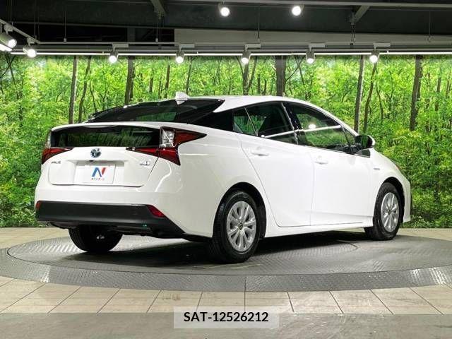 Toyota PRIUS 2020-04 282113-17