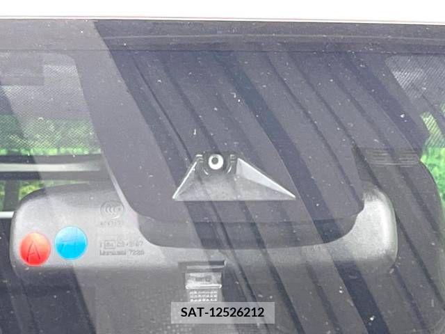 Toyota PRIUS 2020-04 282113-4