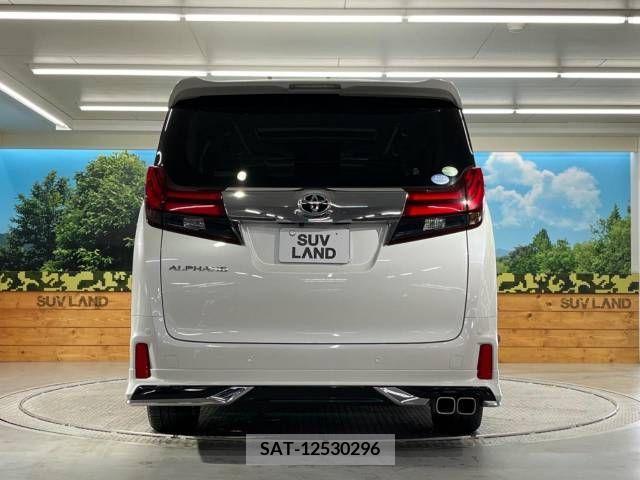 Toyota ALPHARD 2017-12 222305-15